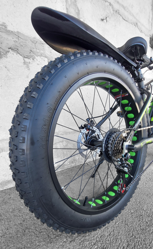 Гірський велосипед S800 HAMMER EXTRIME чорно-зелений колеса 24’’х4,0 алюмінієва рама 15’’